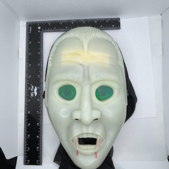 Vintage Vampire Halloween Mask with Green Holographic Eyes OS - Picture 9 of 11